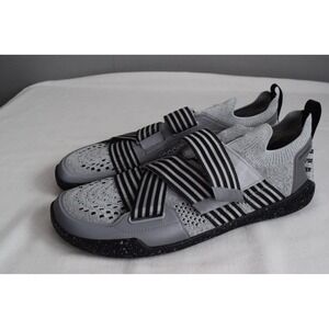 TYR Dropzero Stability Men's Size US 14 Gray Barefoot Workout